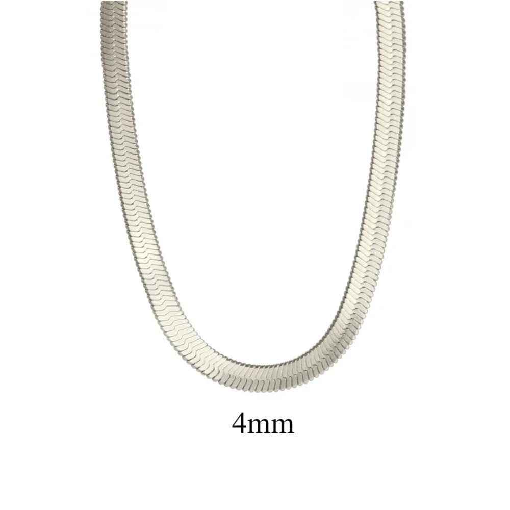 Silver herringbone necklace