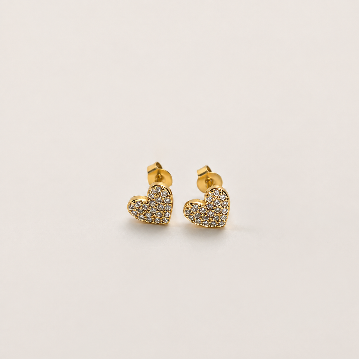 Capri Heart Studs in gold