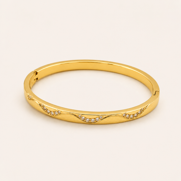 Sweetheart Luxe Bangle