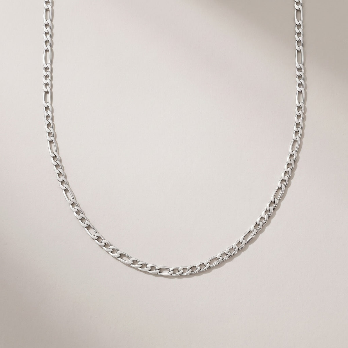 Positano Necklace in silver, a classic figaro chain
