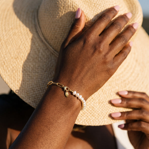 Rhoni Paper Clip Pearl Bracelet